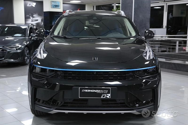 Usata Lynk & Co 01 261 CV (191 kW) 2022 Nero SUV