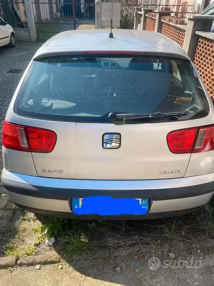 Usata Seat Ibiza 2001 Grigio Utilitaria