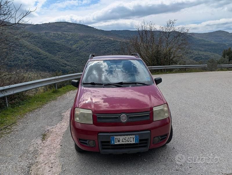 Usata Fiat Panda Dynamic 60 CV (44 kW) 2008 Rosso Utilitaria
