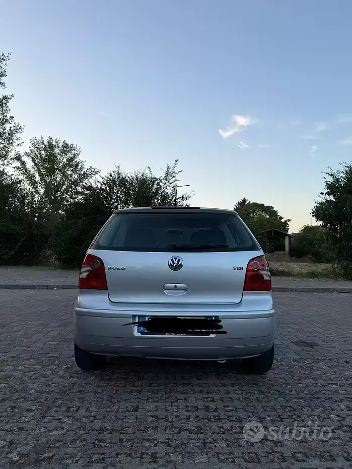 Usata VW Polo 75 CV (55 kW) 2002 Grigio Utilitaria