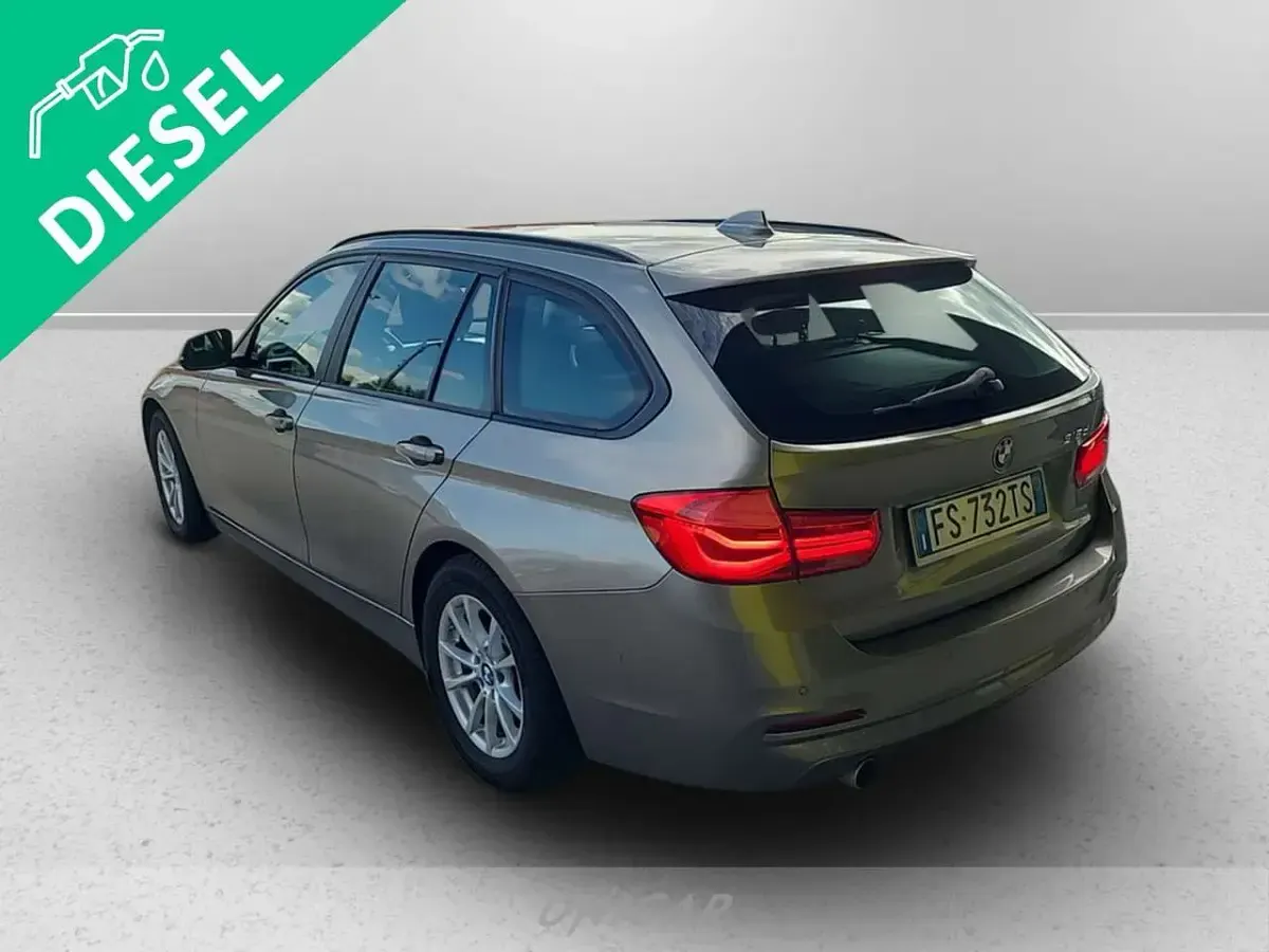 Usata BMW 318 Advantage 150 CV (110 kW) 2018 Grigio Station wagon