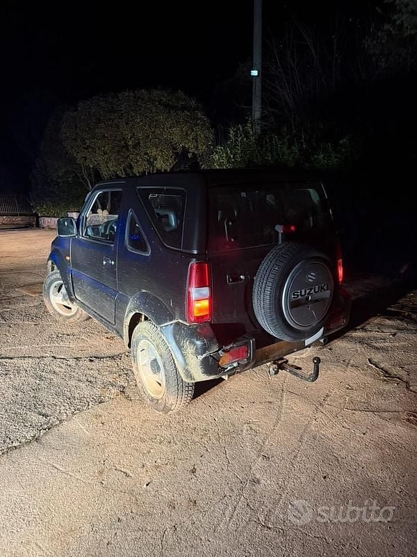 Usata Suzuki Jimny 2004 Nero SUV