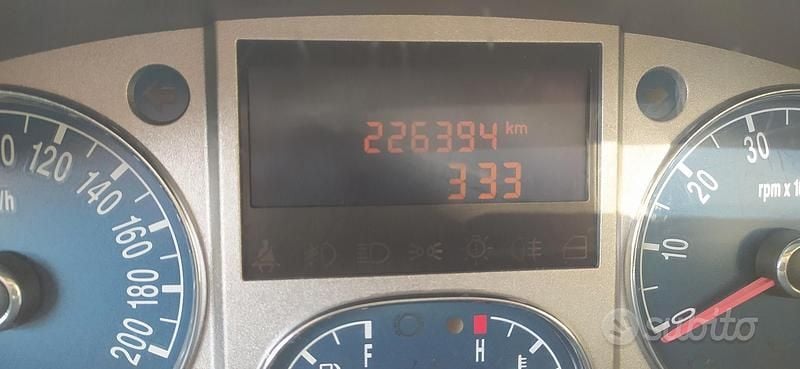 Usata Lancia Musa 90 CV (66 kW) 2008 Nero Monovolume