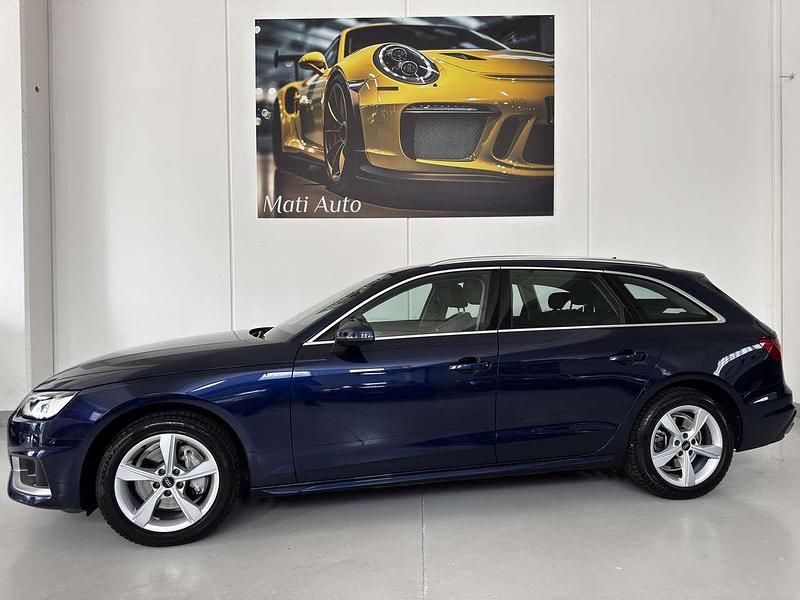 Usata Audi A4 Ambiente 204 CV (150 kW) 2022 Blu/azzurro Station wagon