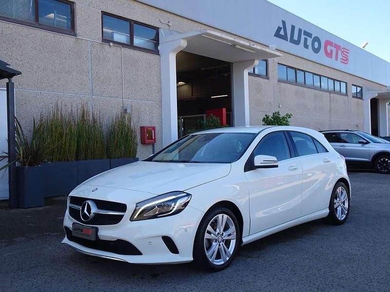 Usata Mercedes A200 136 CV (100 kW) 2017 Bianco Berlina