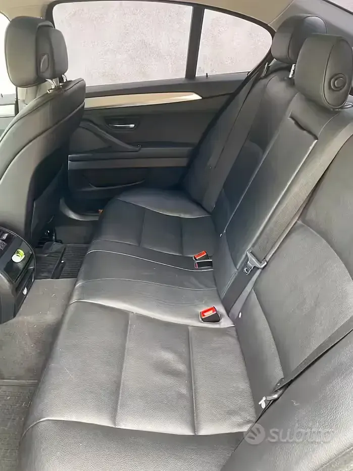 Usata BMW 520 184 CV (135 kW) 2010 Grigio Berlina