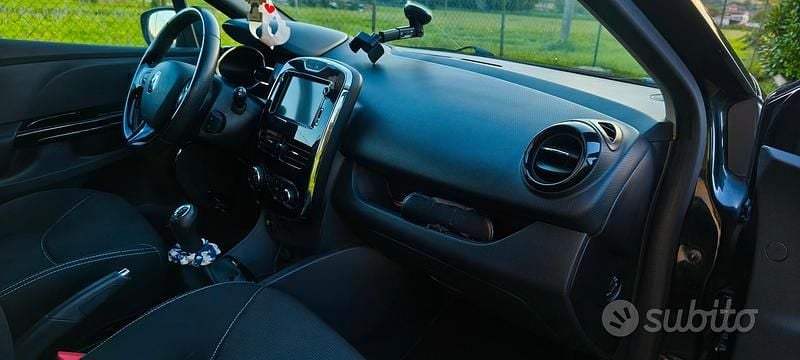 Usata Renault Clio IV 75 CV (55 kW) 2013 Nero Utilitaria