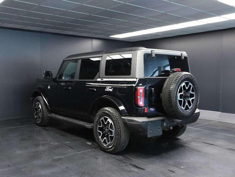 Usata Ford Bronco Outer Banks 334 CV (245 kW) 2024 73b absolute black pastello SUV