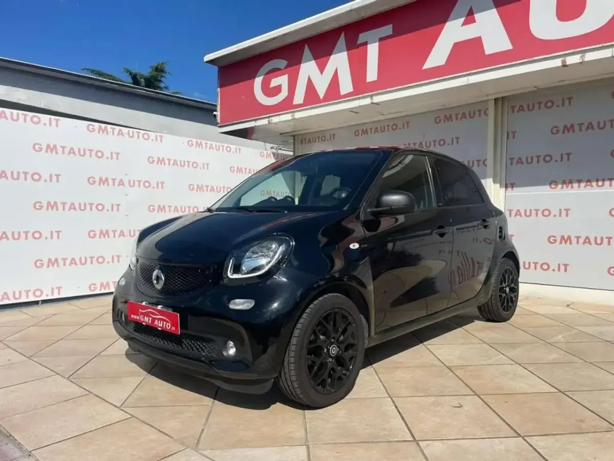 Usata Smart ForFour Passion 90 CV (66 kW) 2016 Nero Utilitaria
