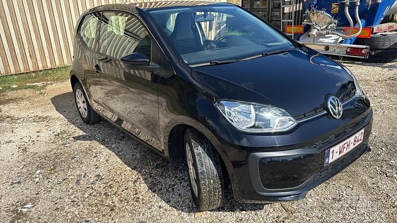 Begagnad VW up! move up! 75 HK (55 kW) 2019 Svart Halvkombi