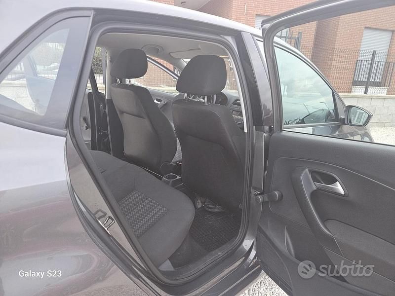 Usata VW Polo 60 CV (44 kW) 2016 Grigio Utilitaria