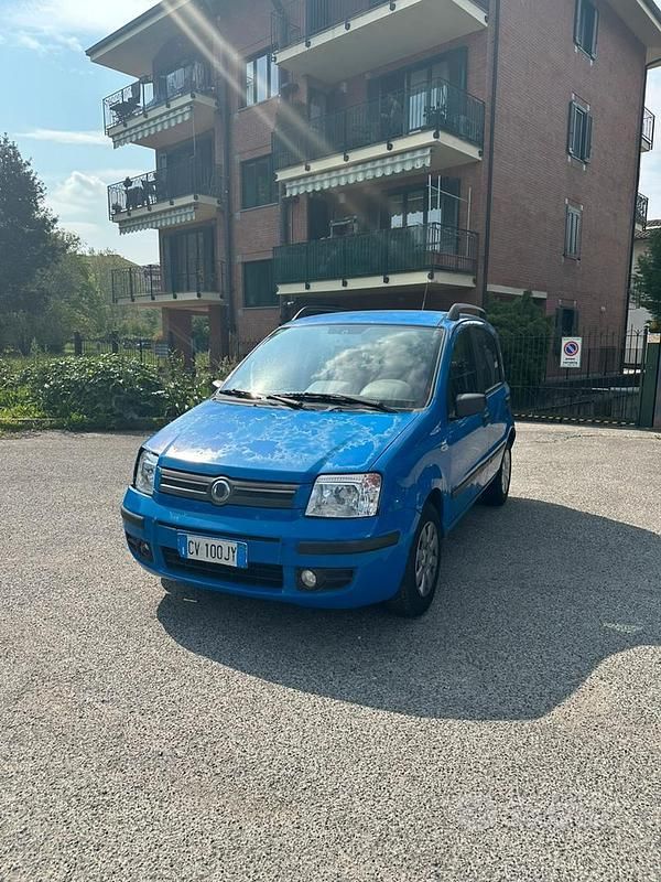 Usata Fiat Panda 2005 Blu Utilitaria