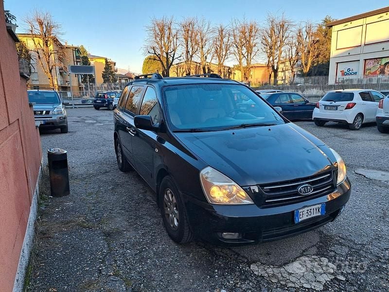 Usata Kia Carnival 2011 Nero Monovolume