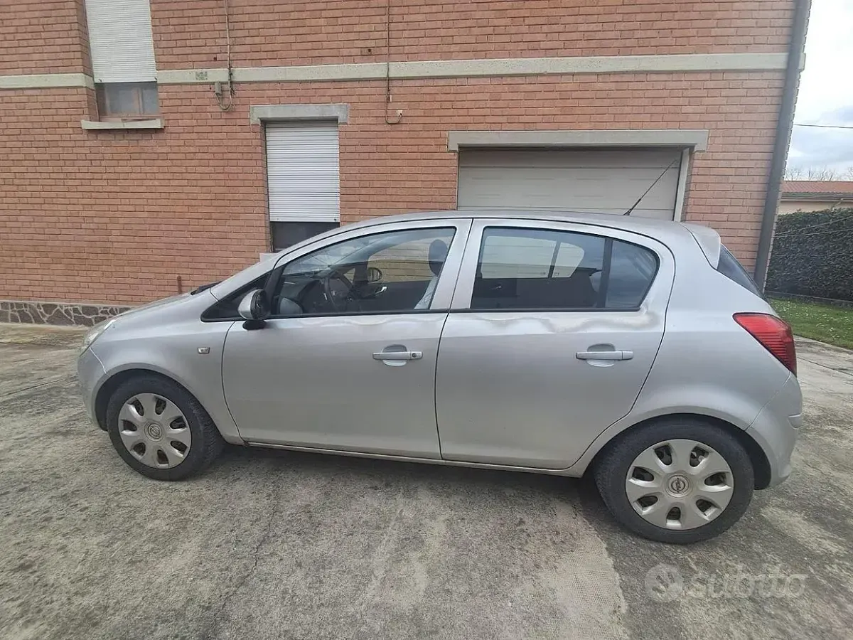 Usata Opel Corsa 80 CV (58 kW) 2008 Grigio Utilitaria