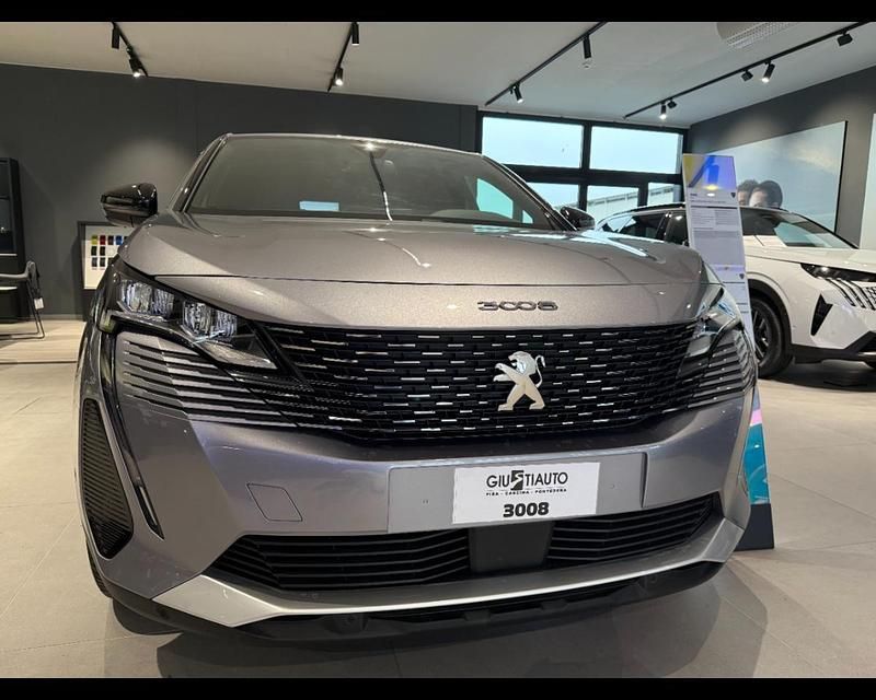 Usata Peugeot 3008 Allure 302 CV (222 kW) 2024 Grigio SUV