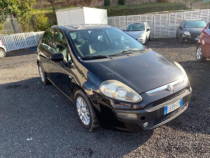 Nero Usata 2011 Fiat Punto Evo S Due volumi | 1999 € (Super prezzo) - Immagine 1/4