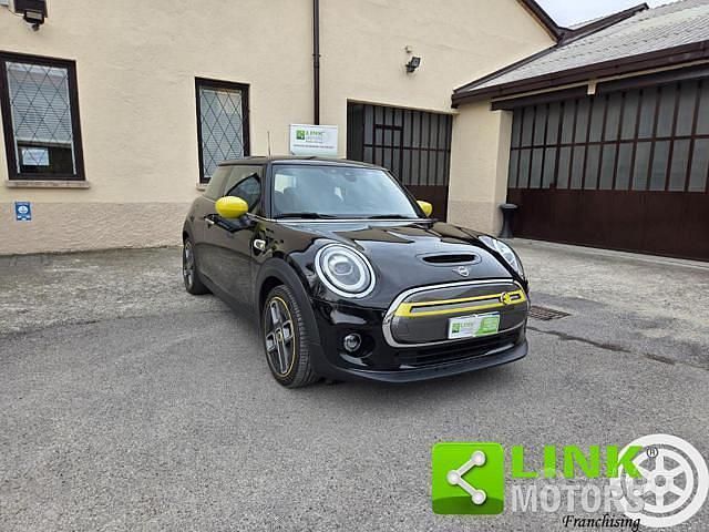 Usata Mini Cooper SE 160 kW (218 CV) 2021 Bianco Utilitaria