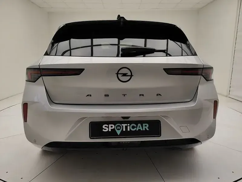 Usata Opel Astra S 131 CV (96 kW) 2025 Bianco Utilitaria