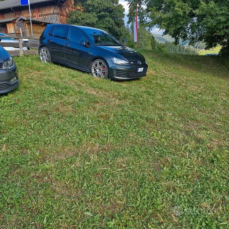Usata VW Golf VII GTD 184 CV (135 kW) 2015 Grigio Berlina