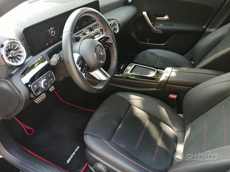 Usata Mercedes A180 AMG Line Premium 136 CV (100 kW) 2023 Berlina