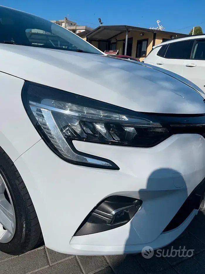 Usata Renault Clio V Evolution 100 CV (73 kW) 2022 Bianco Berlina