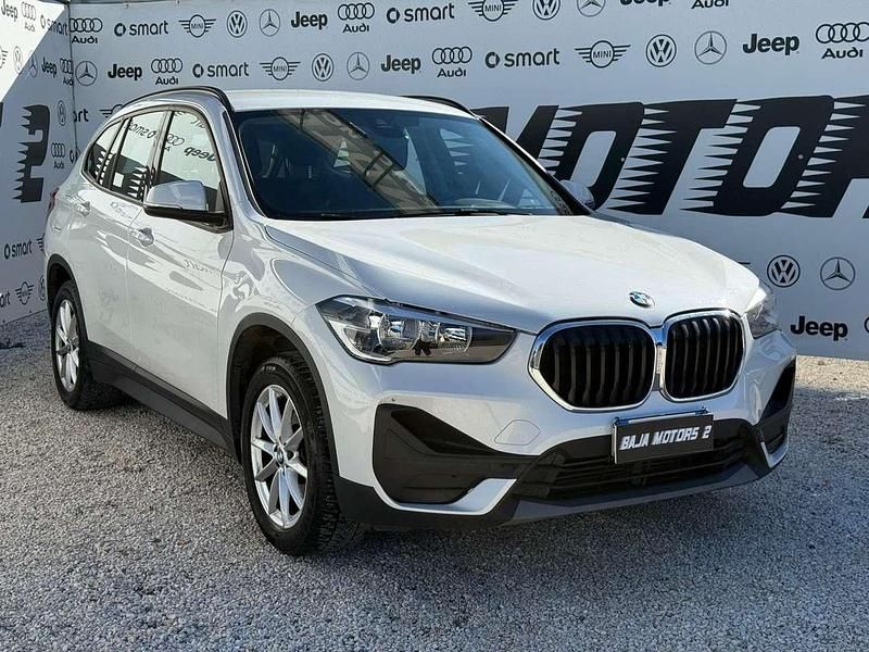Bianco Usata 2021 BMW X1 Advantage SUV | 23.500 € (Buon prezzo) - Immagine 1/4