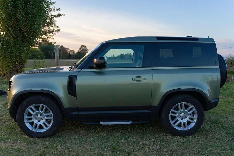 Verde Usata 2023 Land Rover Defender SE Dynamic SUV | 59.000 € (Super prezzo) - Immagine 1/4