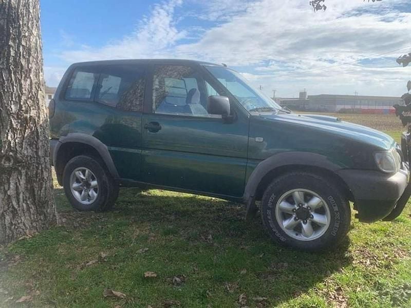 Usata Nissan Terrano 125 CV (91 kW) 2001 Verde SUV