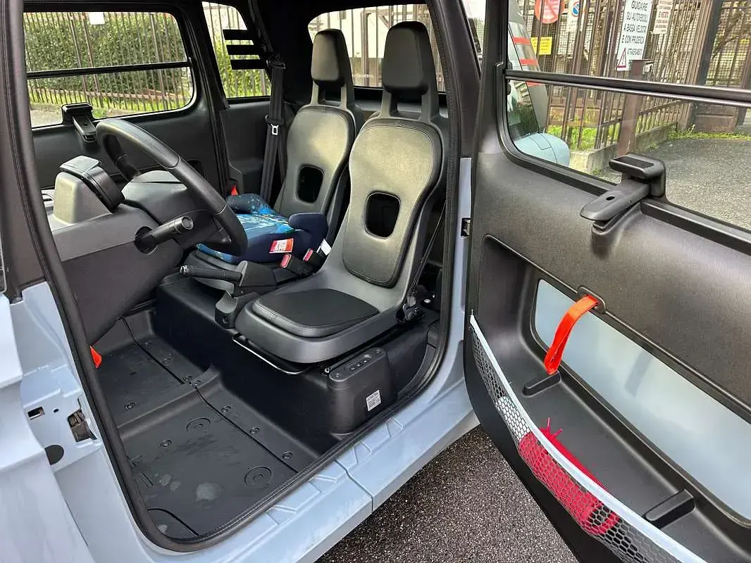 Usata Citroën AMI 2021 Grigio Utilitaria