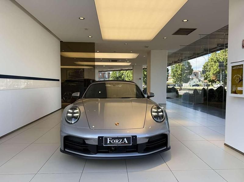 Usata Porsche 911 Carrera Cabriolet 394 CV (289 kW) 2025 Argento gt Cabrio