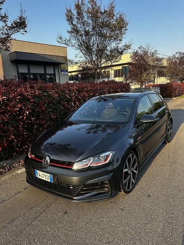 Usata VW Golf VII GTI 245 CV (180 kW) 2019 Berlina