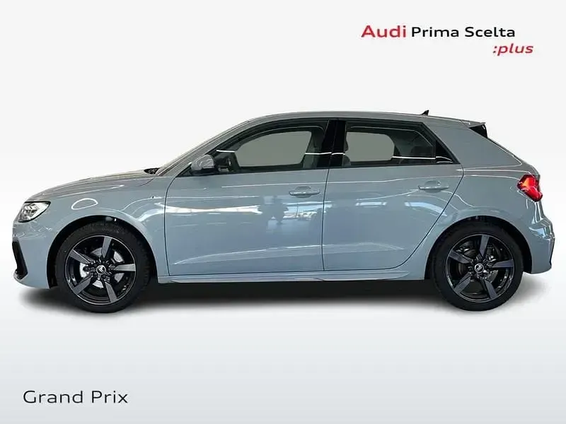 Nuova Audi A1 S-Line 116 CV (85 kW) 2026 Grigio SUV