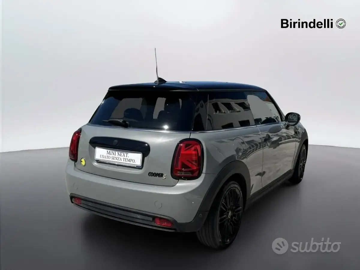 Gebraucht Mini Cooper SE 75 kW (102 PS) 2022 Grau Kleinwagen