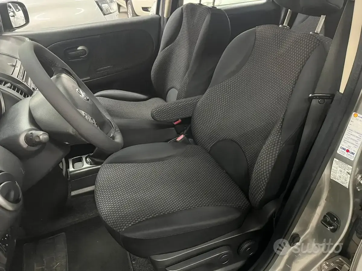 Usata Nissan Note 88 CV (64 kW) 2008 Grigio Utilitaria