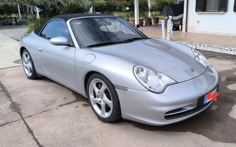 Usata Porsche 911 Carrera 4 Cabriolet 320 CV (235 kW) 2004 Cabrio