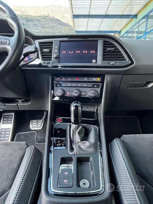 Usata Seat Leon ST 4Drive 300 CV (220 kW) 2019 Grigio Station wagon