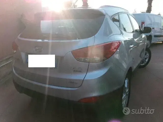 Usata Hyundai ix35 Xpossible 136 CV (100 kW) 2015 Grigio SUV