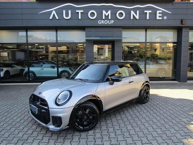Usata Mini John Cooper Works 156 CV (114 kW) 2025 Melting silver Utilitaria