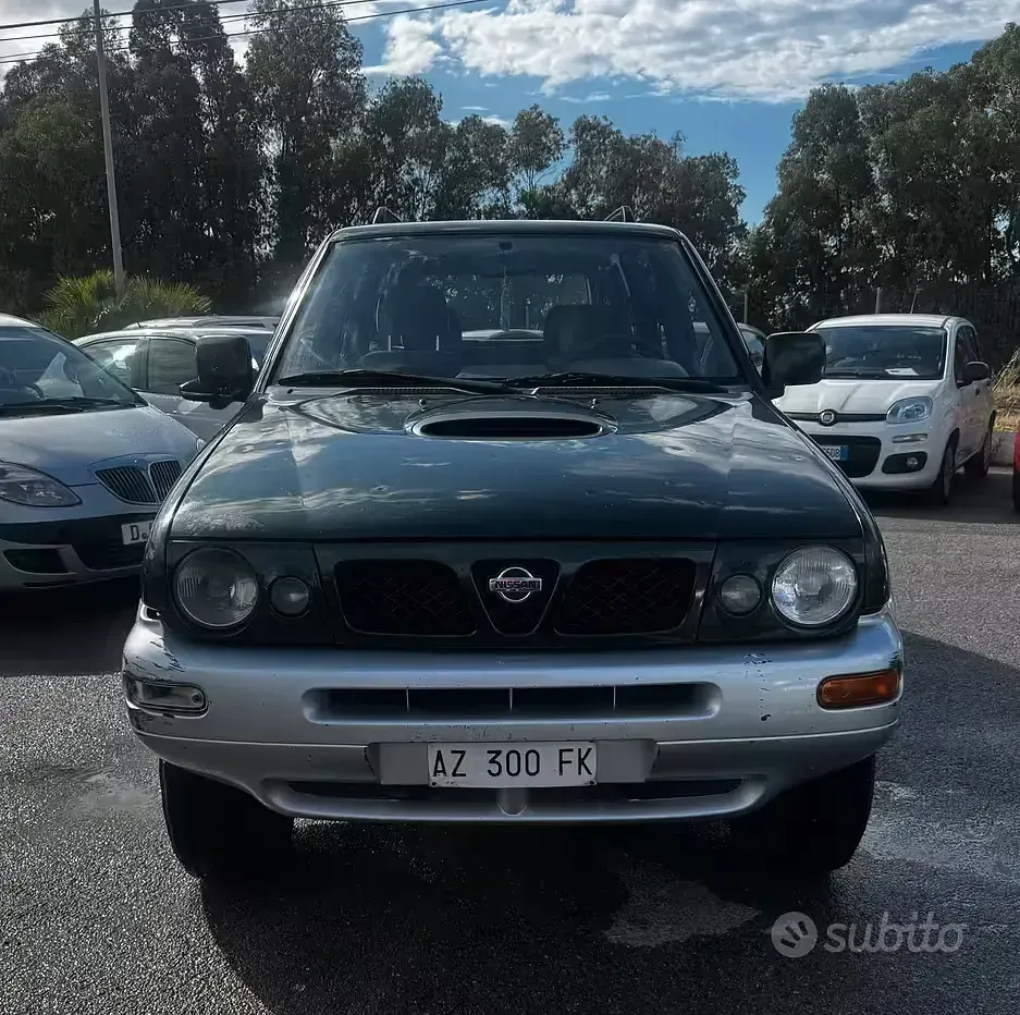 Usata Nissan Terrano SE 125 CV (91 kW) 1998 Verde SUV