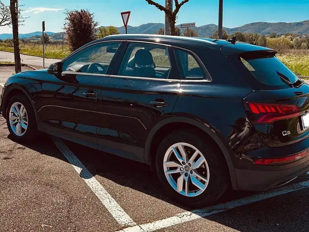Usata Audi Q5 Business 150 CV (110 kW) 2018 Nero SUV