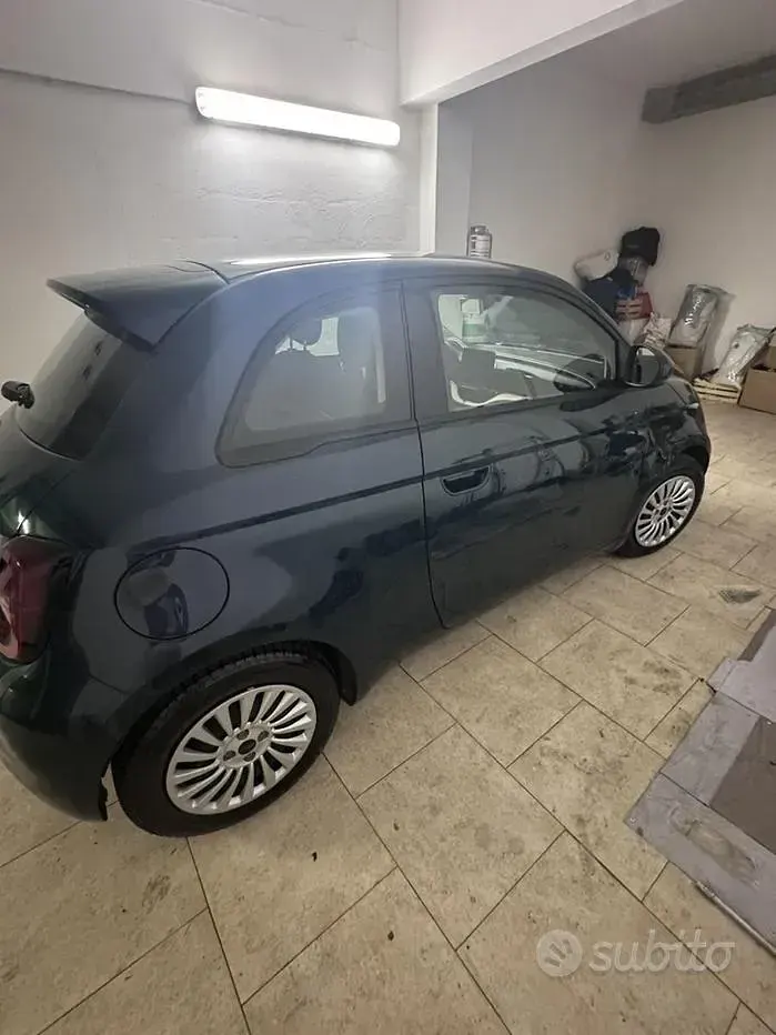 Usata Fiat 500e 42 kW (58 CV) 2024 Verde Berlina