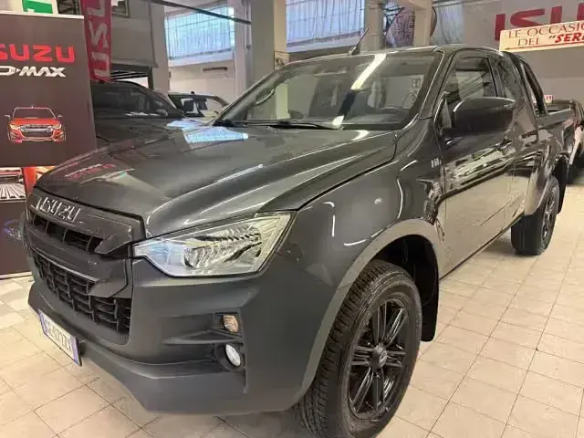 Usata Isuzu D-Max 163 CV (119 kW) 2021 Grigio Pick-up