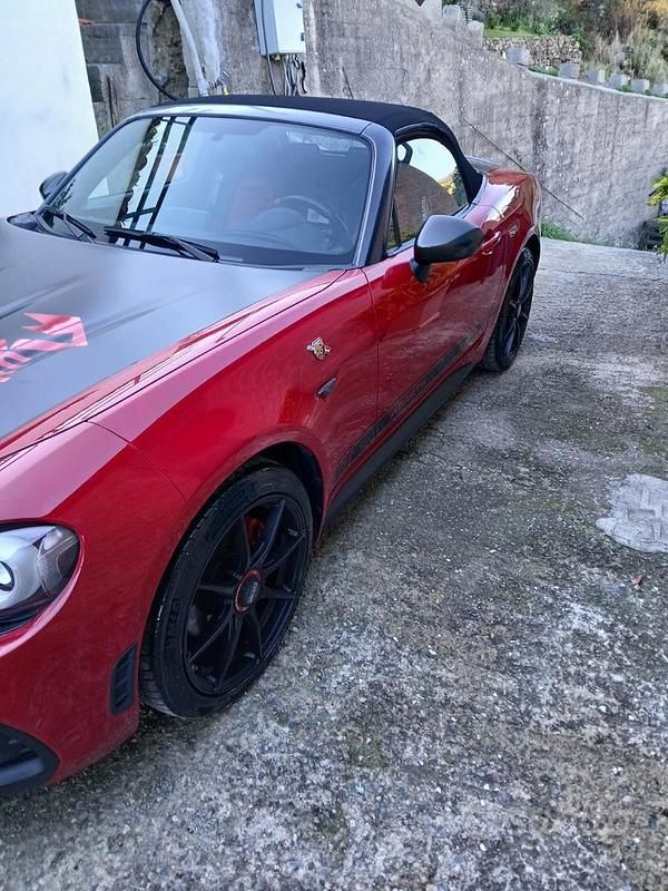 Usata Abarth 124 Spider 170 CV (125 kW) 2016 Rosso Cabrio