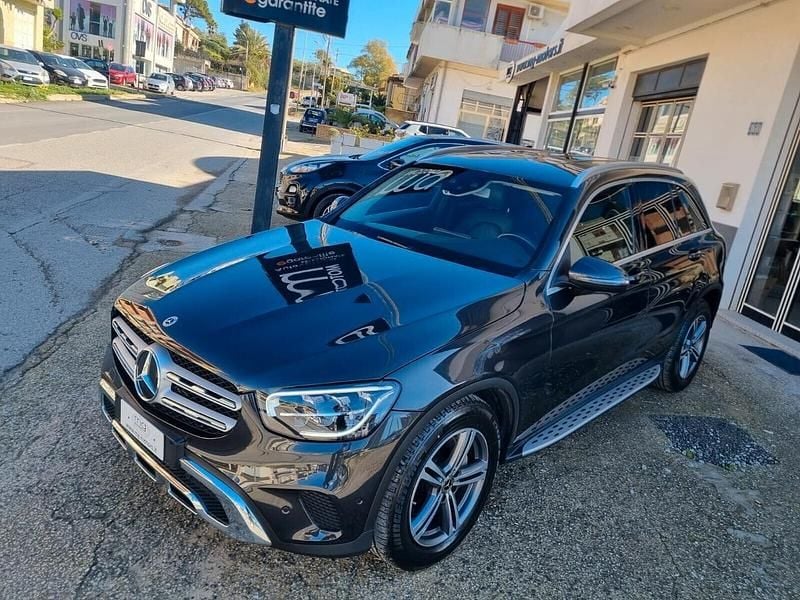 Usata Mercedes GLC220 194 CV (142 kW) 2019 Grigio SUV