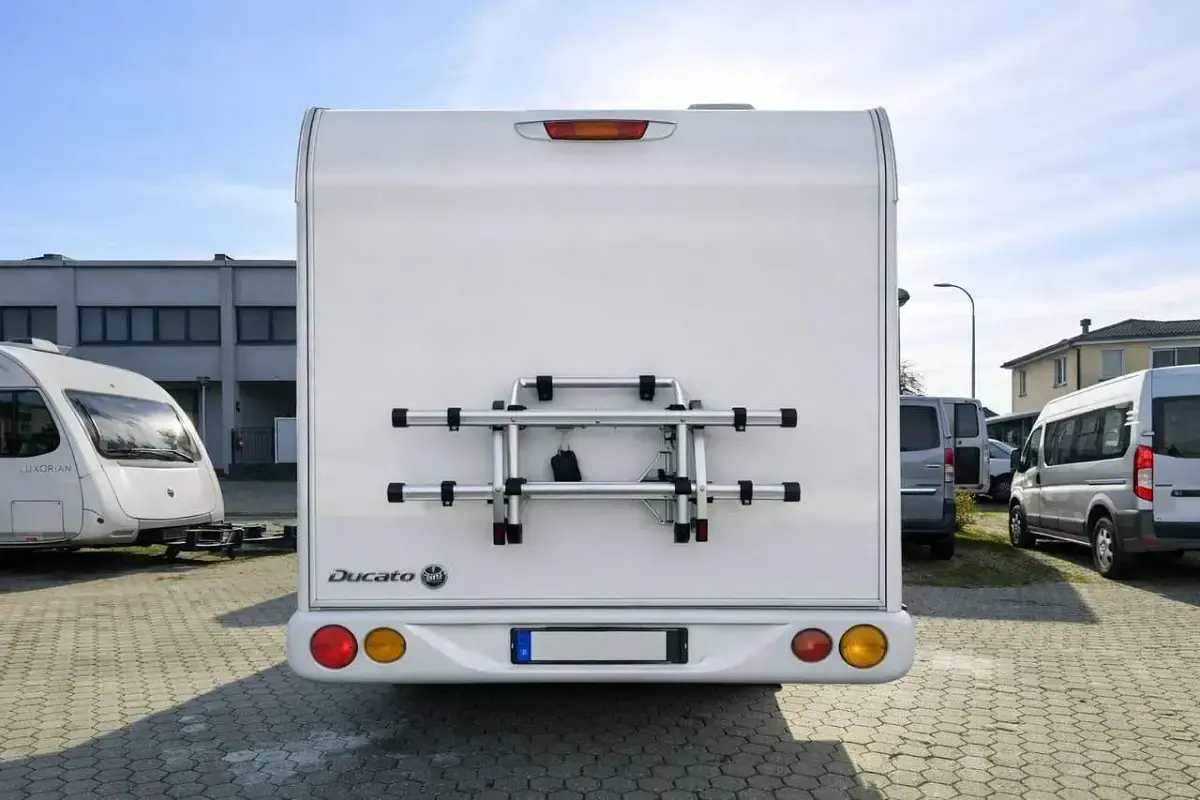 Usata Fiat Ducato 177 CV (130 kW) 2006 Other Furgone
