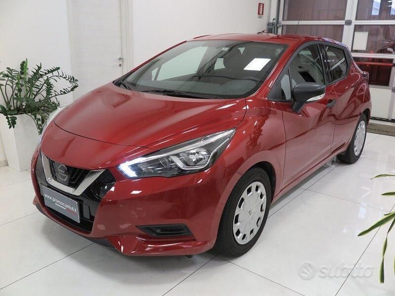 Usata Nissan Micra Visia 71 CV (52 kW) 2017 Rosso Utilitaria
