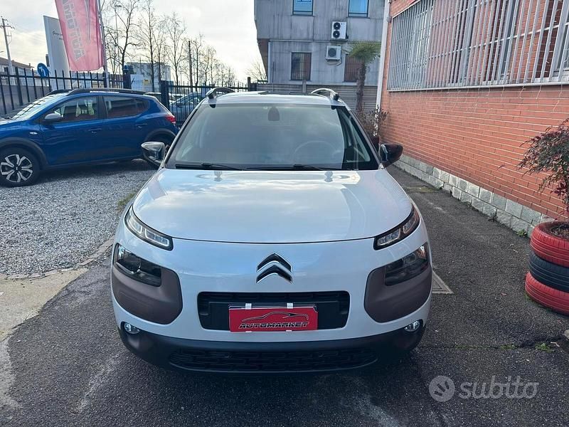 Usata Citroën C4 Shine 100 CV (73 kW) 2016 Bianco Berlina