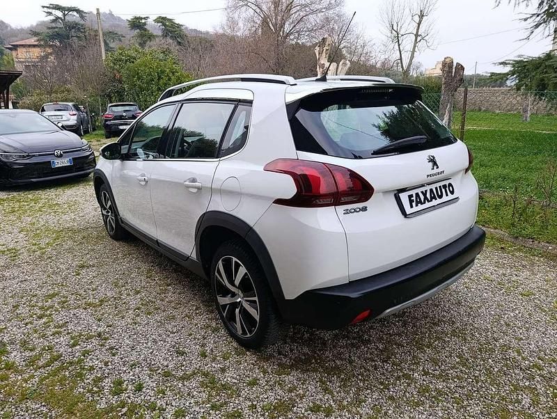Usata Peugeot 2008 Allure 99 CV (72 kW) 2017 Bianco SUV