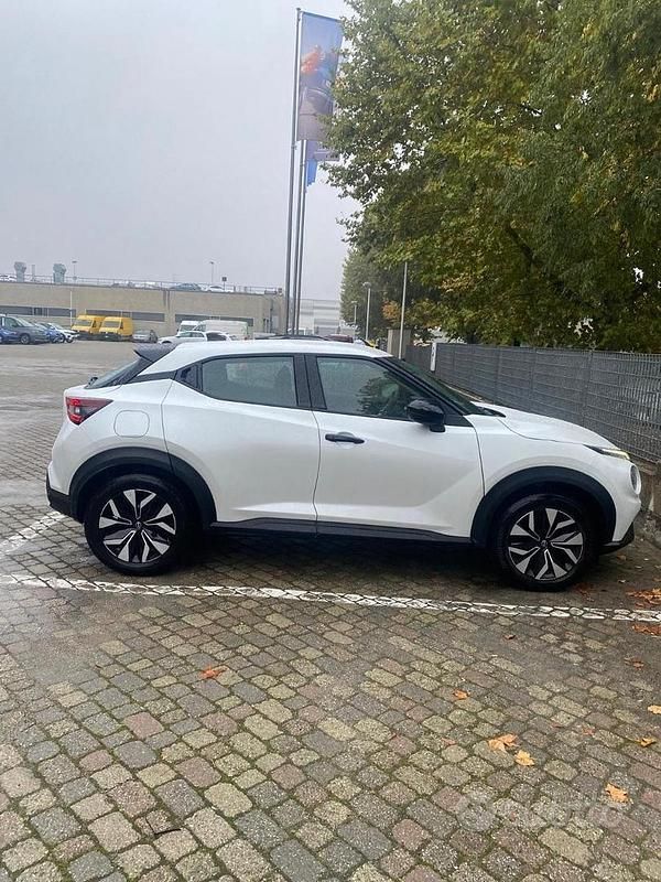 Usata Nissan Juke Acenta 114 CV (83 kW) 2024 Bianco SUV