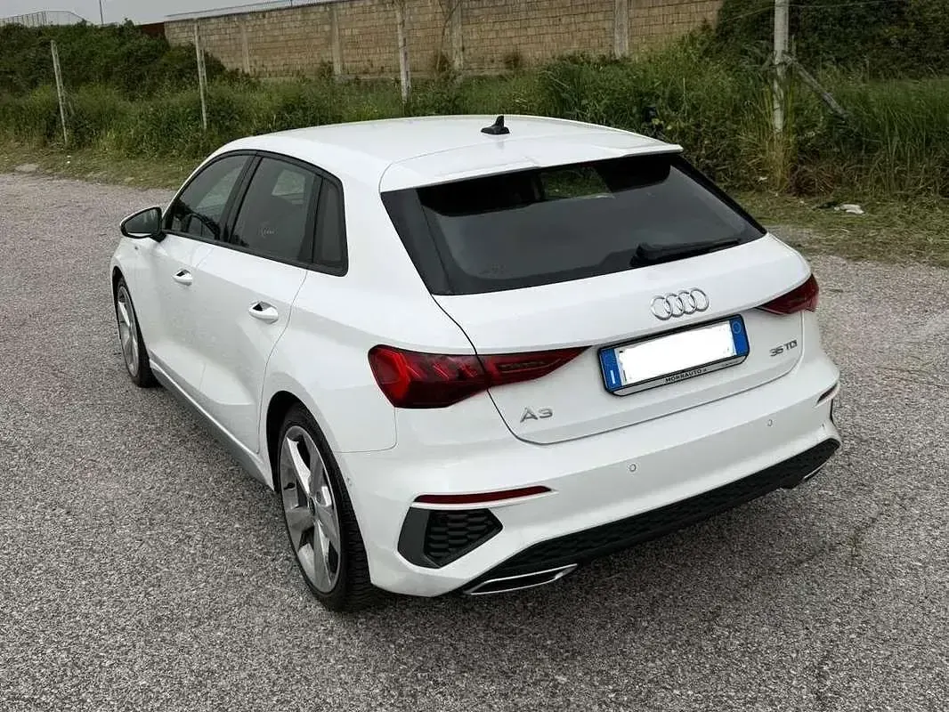 Usata Audi A3 S-Line 150 CV (110 kW) 2023 Bianco Berlina